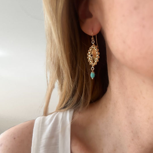 Boucles d'oreilles Lola en grenat violet