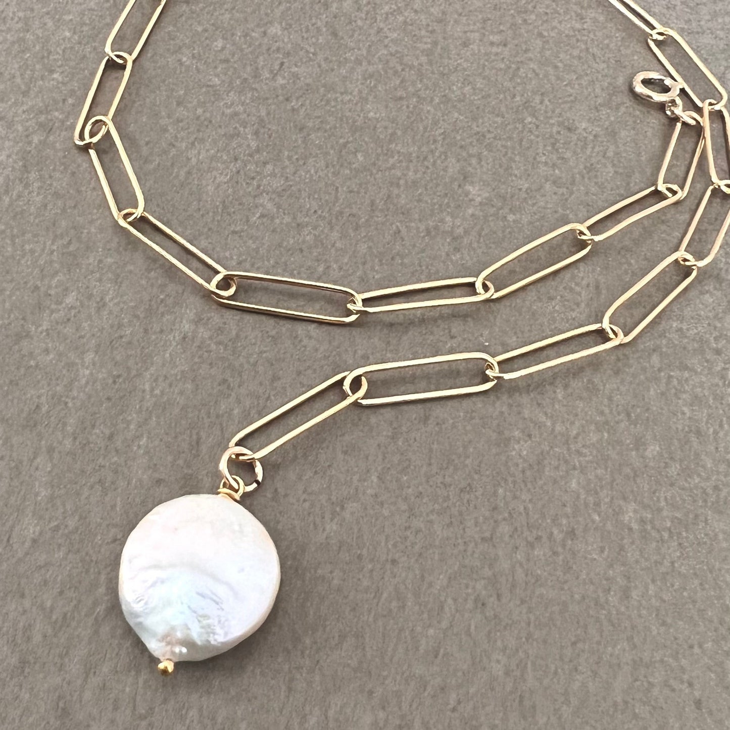 Collier Ava