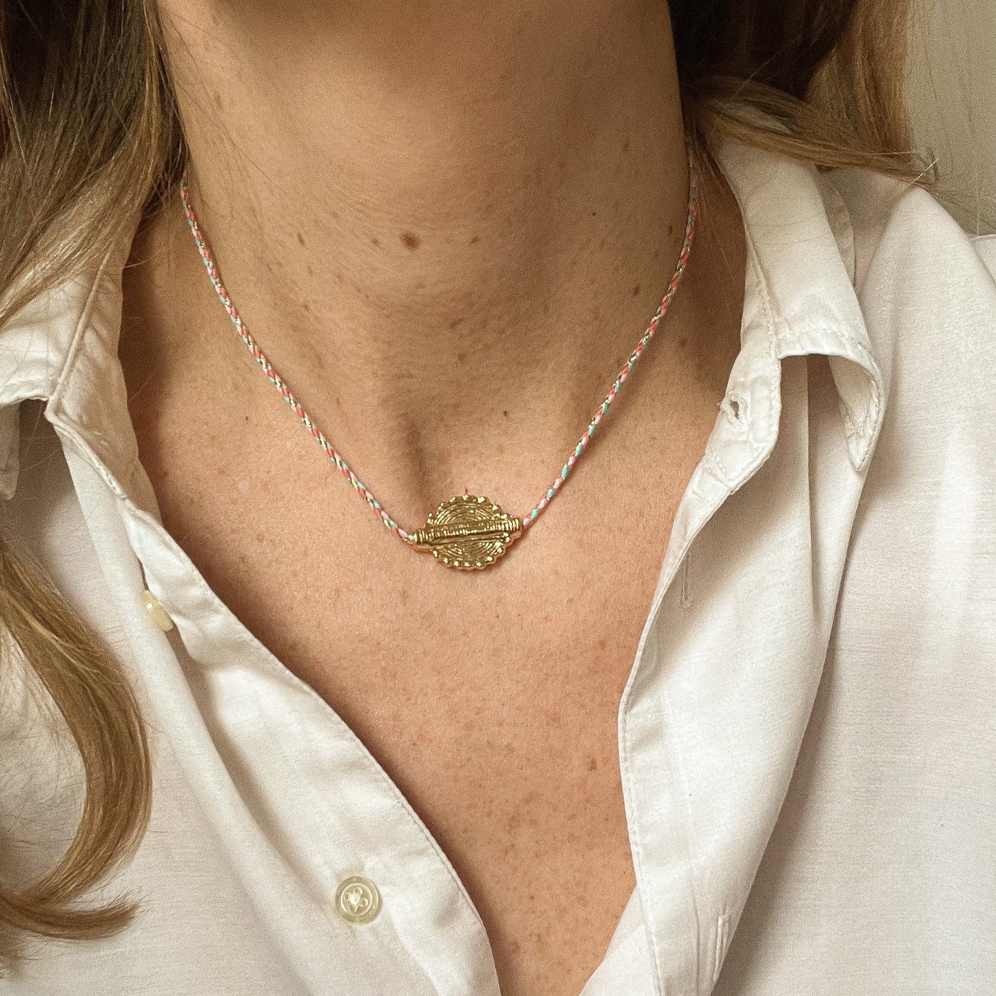 Collier Maya sur fil rose