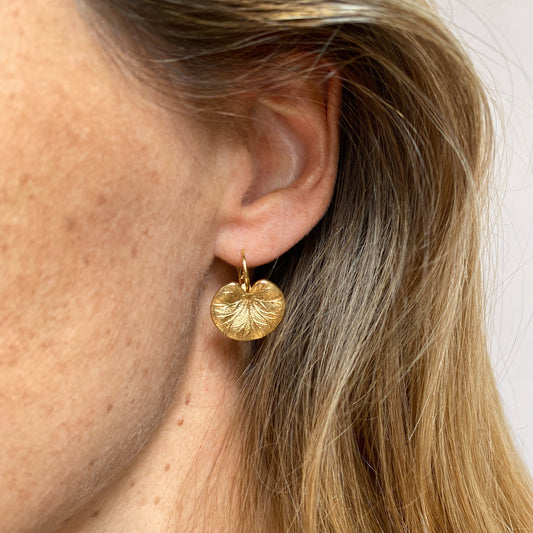 Boucles d'oreilles dormeuses nymphéa