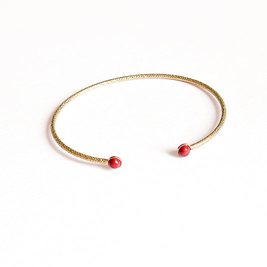 Jonc Ariane cabochon en jaspe rouge (4mm) doré