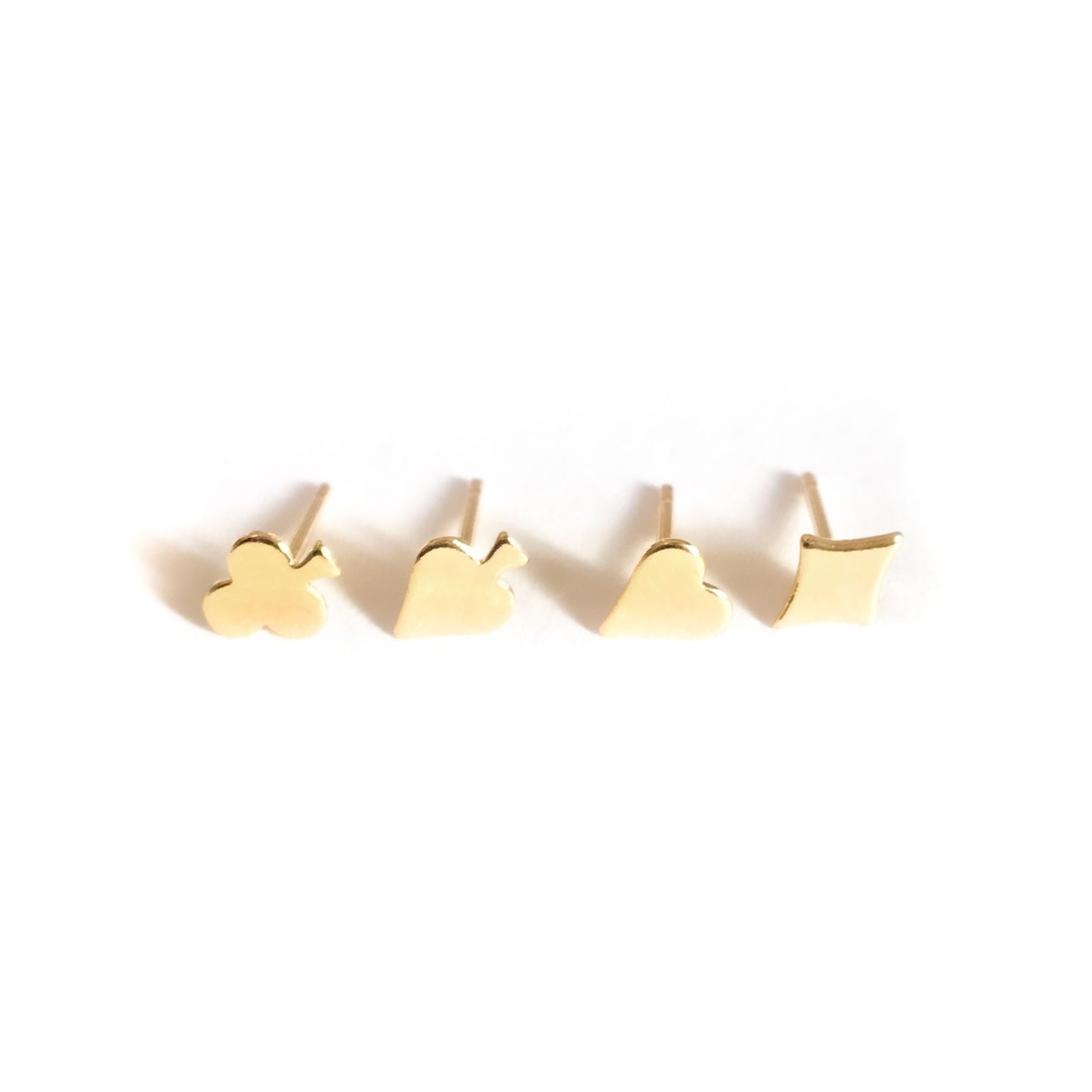 Puces d'oreilles coeur