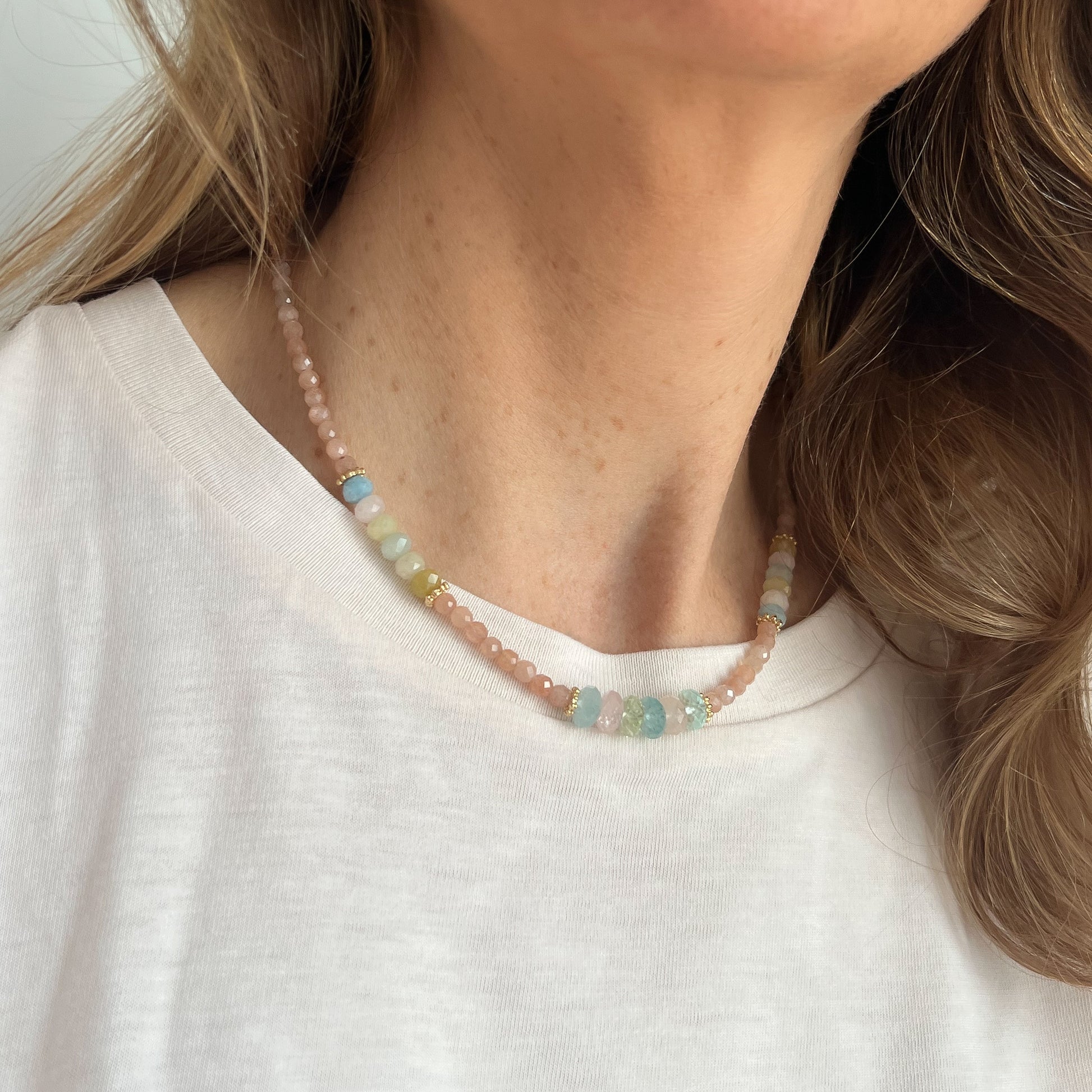 Collier pastel
