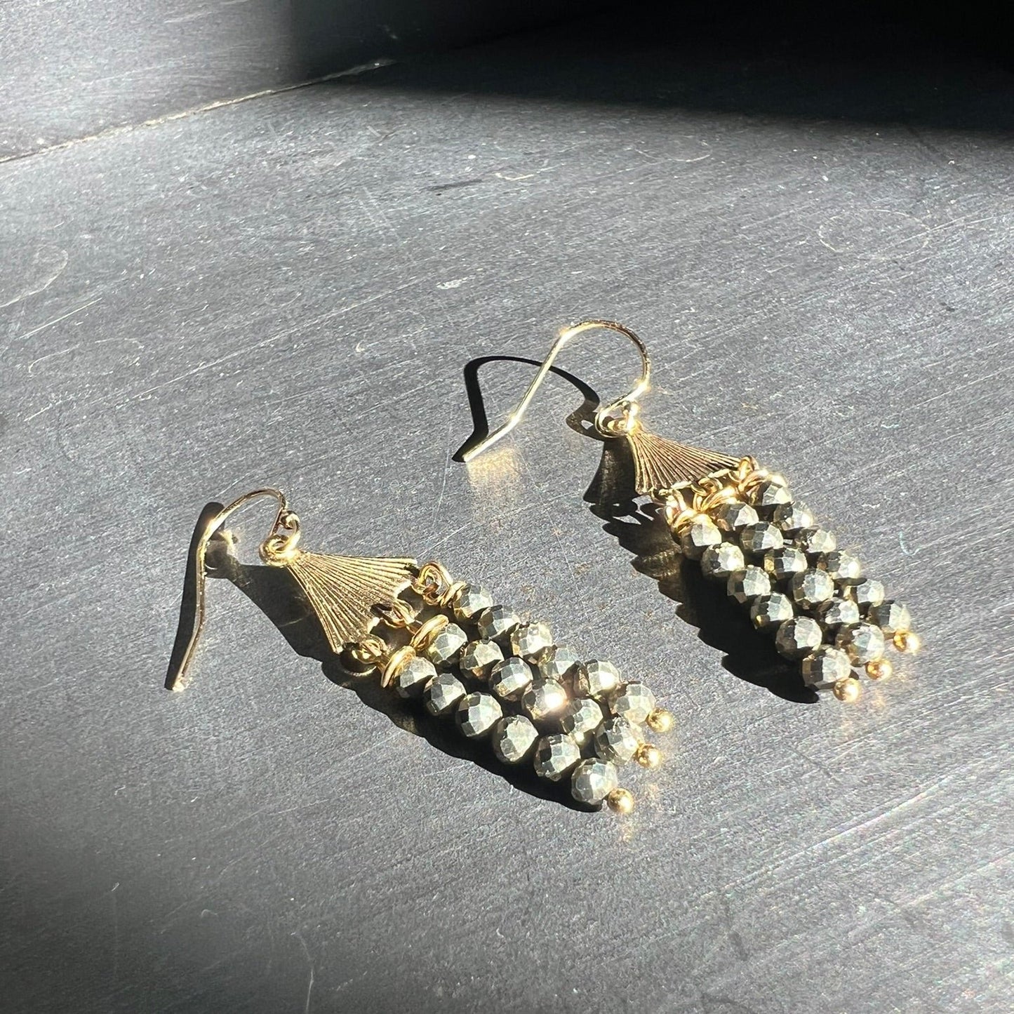 Boucles d'oreilles Théa pyrite (brun doré)